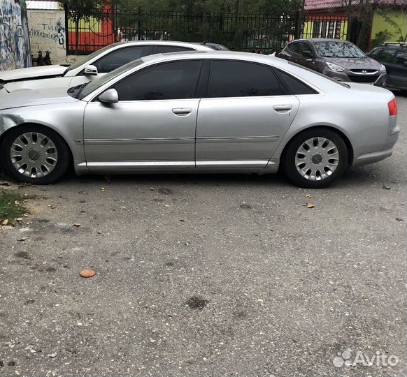 Audi A8 4.2 AT, 2003, 260 000 км