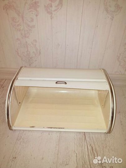 Хлебница, эмаль посуда, вазы, конфетницы