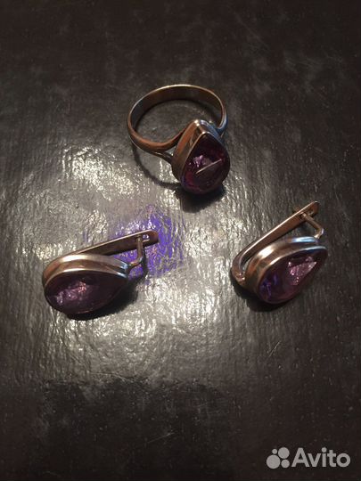 Серьги серебряные с гранатом