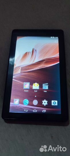 Планшет supra M722