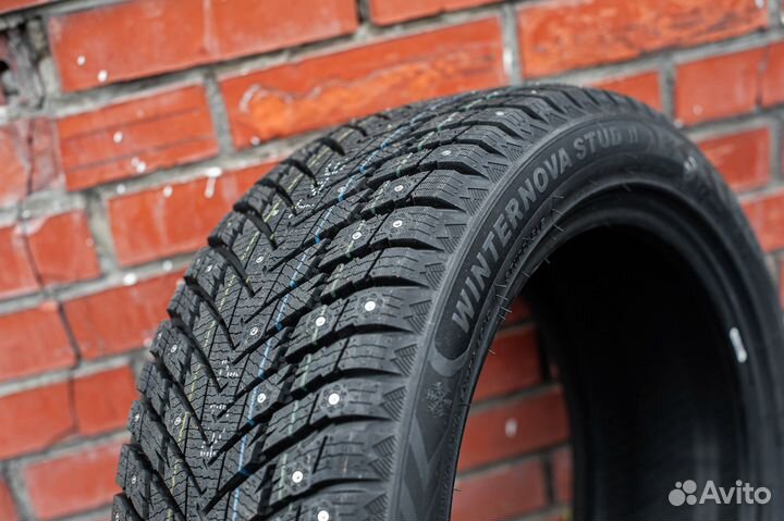 Zmax Winternova Stud II 235/50 R19 103T