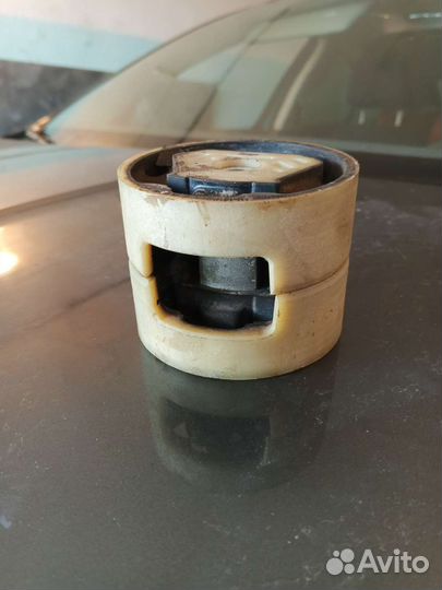 Сайлентблоки подрамника октавия а7