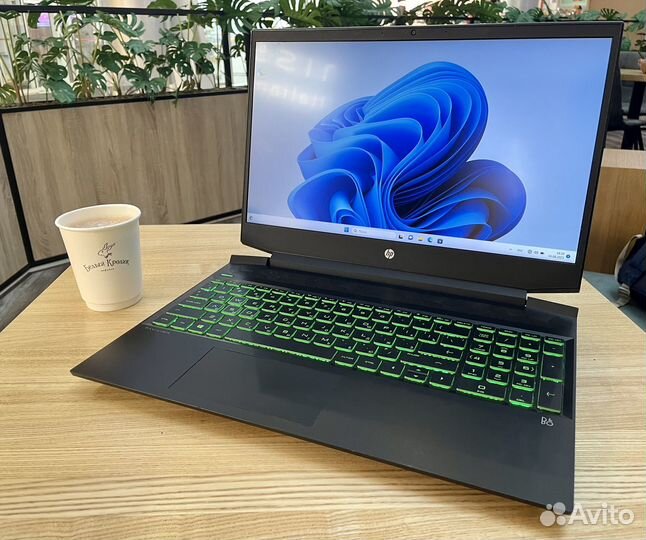 Hp pavillion /Ryzen 5 3550H/GTX1650