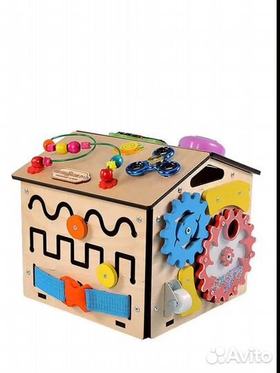 Развивающая игрушка Бизиборд