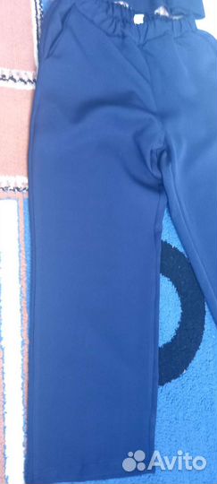 Школьный костюм для девочки 134- 140