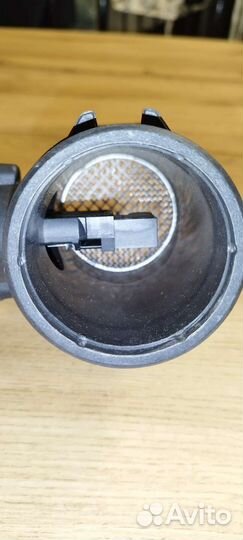 Датчик расхода воздуха Mercedes E 200 W 210 bosh