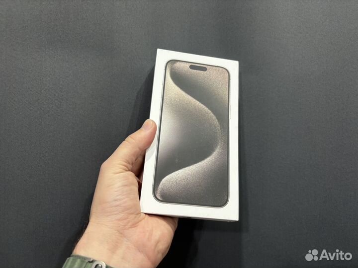 iPhone 15 Pro Max, 256 ГБ