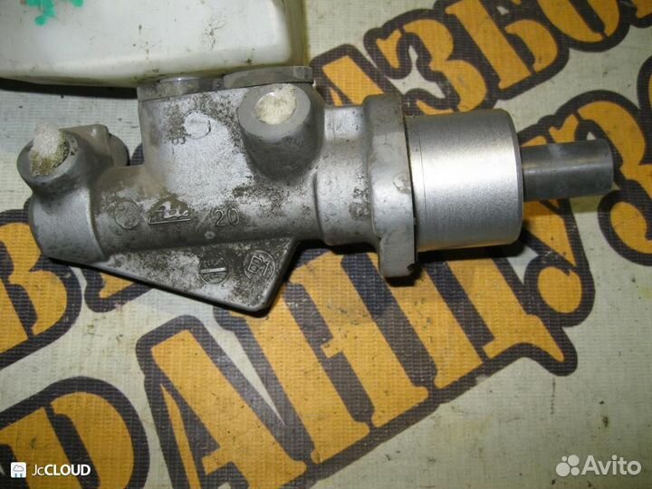 Главный тормозной цилиндр на renault symbol 2 LU01