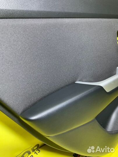 Обшивка двери задняя левая Kia Rio 3 QB G4FC 2015