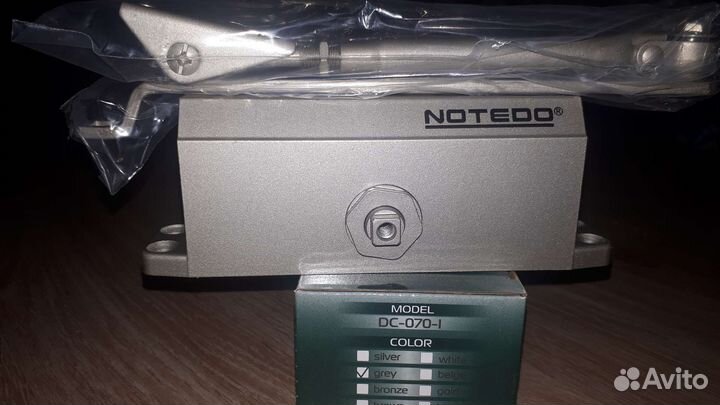 Доводчик дверной новый