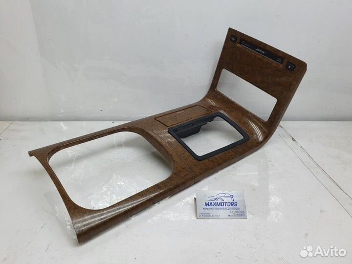 Накладка центральной консоли передняя Nissan