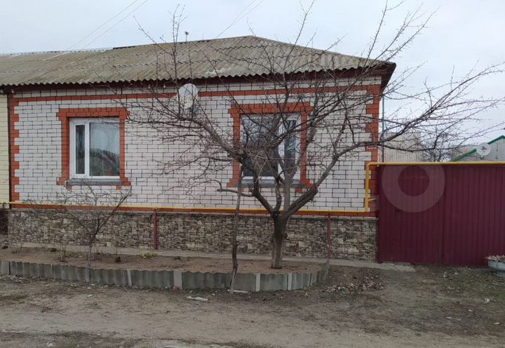 Дом 82 м² на участке 3 сот.