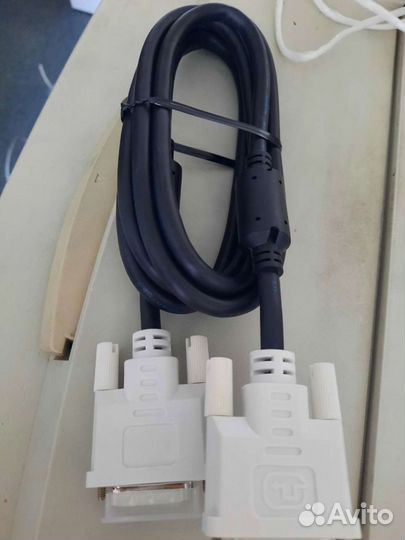 Кабель для монитора