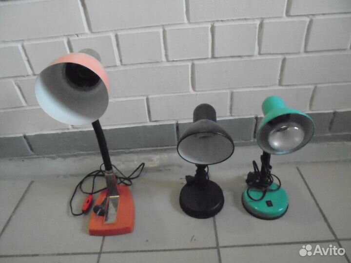 Лампа настольная