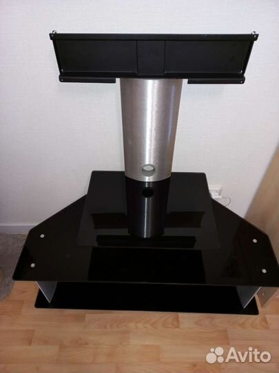 Стеклянная тумба под тв