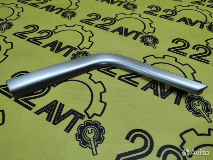 Накладка консоли передняя правая Subaru Legacy BLE