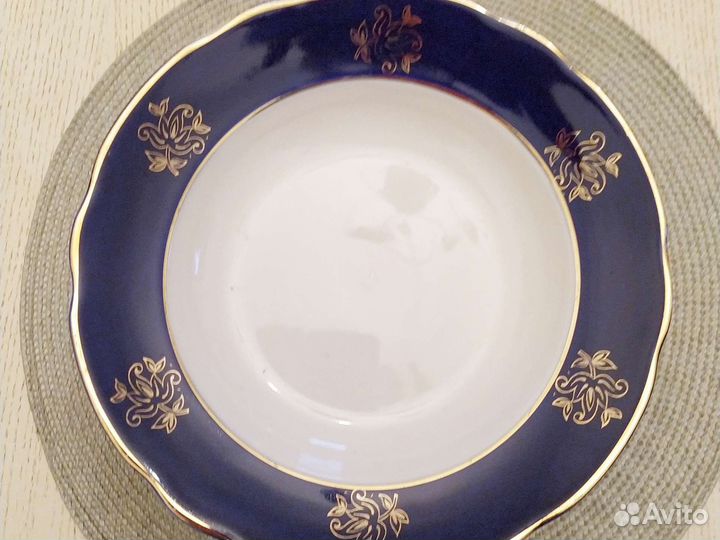 Тарелки суповые кобальт золотая роза