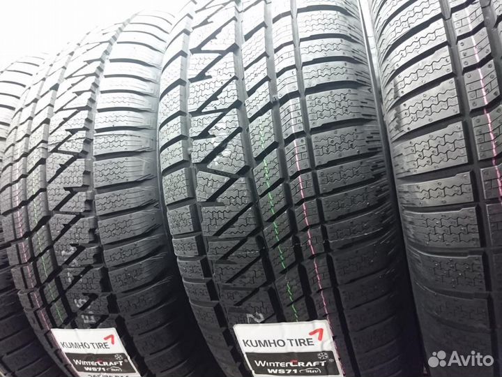 Kumho WinterCraft WS71 215/70 R16 100T