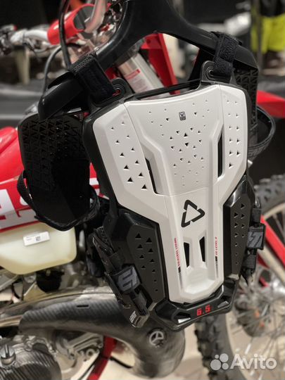 Защита тела панцирь leatt 6.5 Pro chest protector