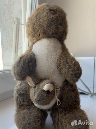 Кенгуру игрушка