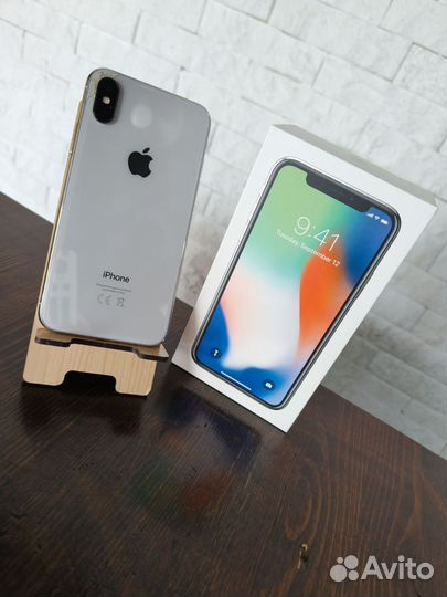 iPhone X, 256 ГБ