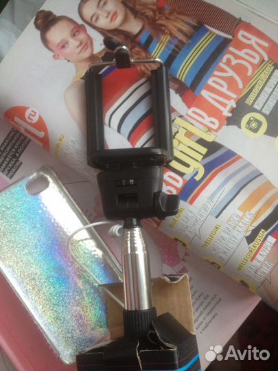 Чехлы, зарядники на айфон 4s