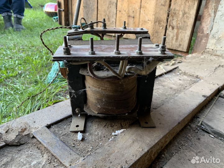 Понижающий трансформатор