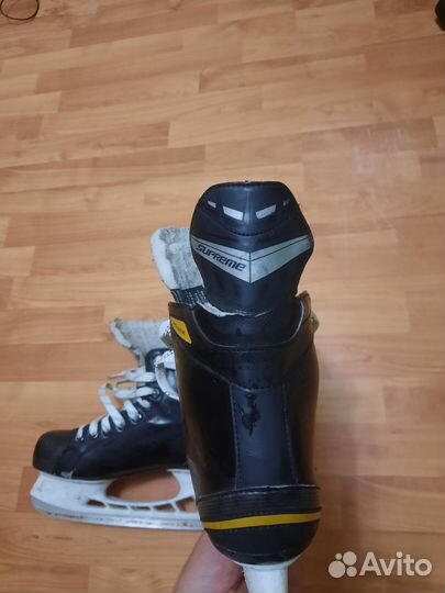 Хоккейные коньки bauer