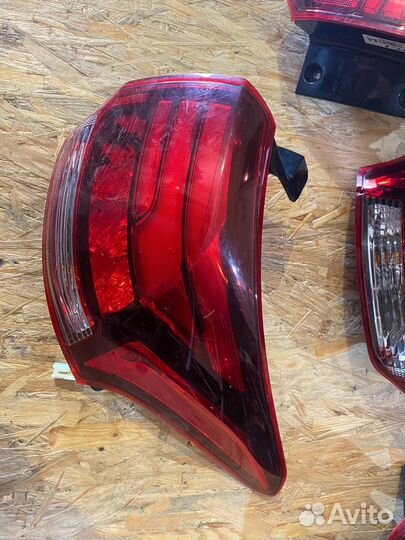 Митсубиси аутлендер 3 фонарь правый задний рестайл