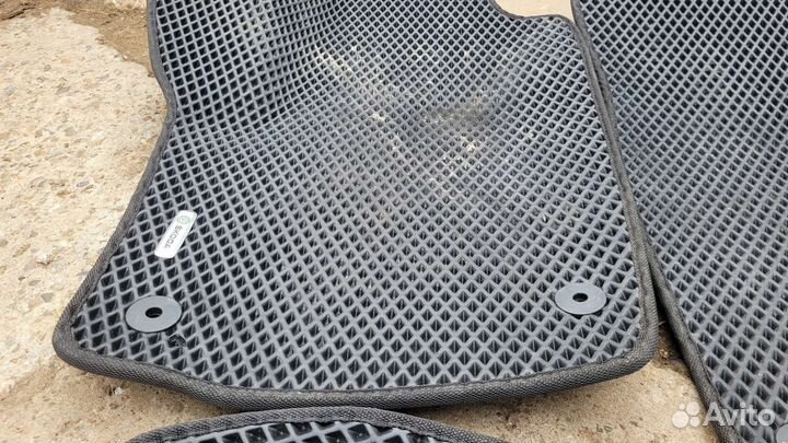 Эво коврики на шкоду рапид