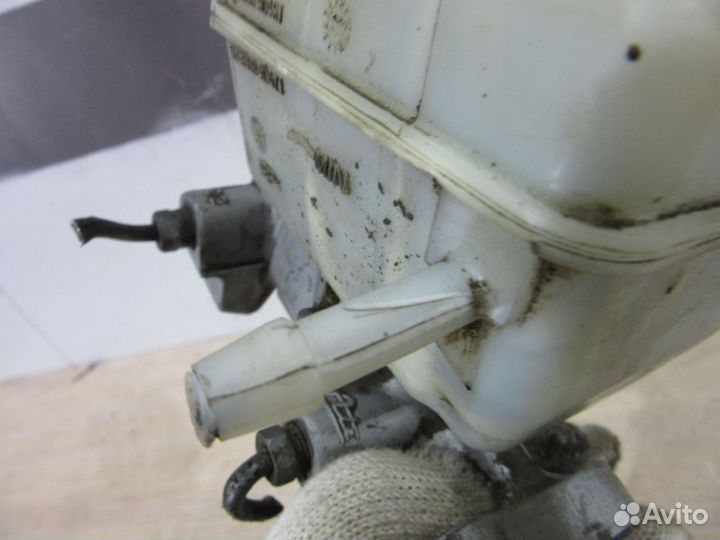 Цилиндр тормозной главный Renault Duster