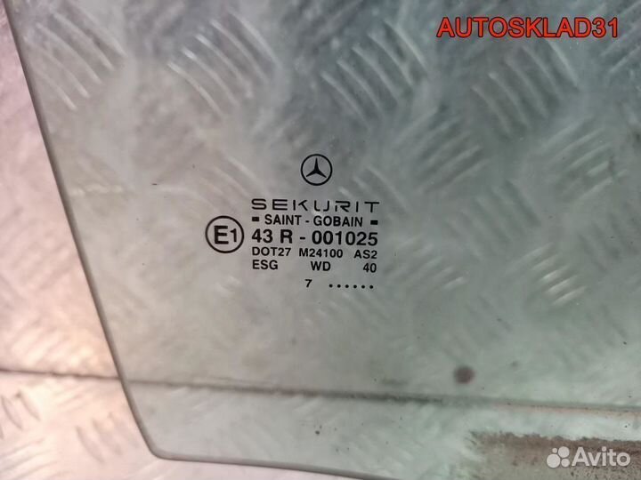 Стекло переднее правое Mercedes W210 A2107200218