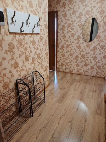 2-к. квартира, 56 м², 3/19 эт.