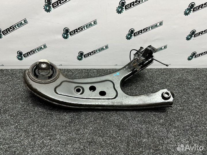 Рычаг задний левый Lexus RX4 GYL25