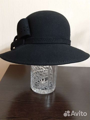 Шляпа фетровая женская и перчатки