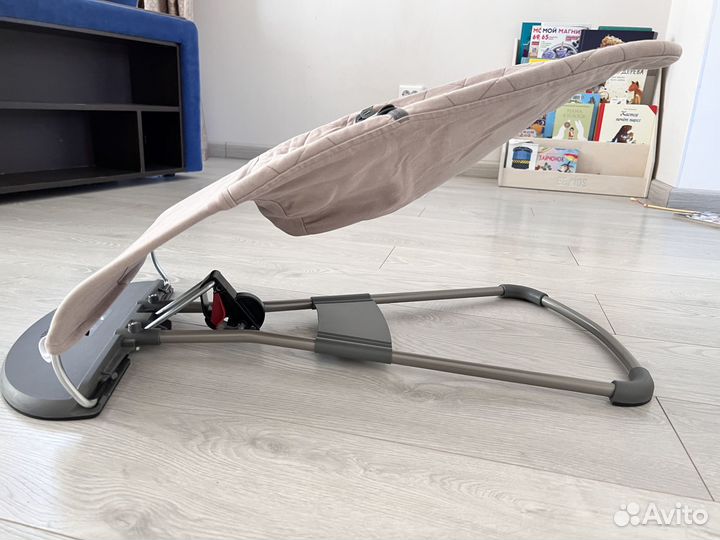 Кресло шезлонг babybjorn в подарок от happybaby