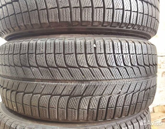 Michelin X-Ice 235/55 R17 98H