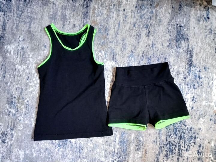 Гимнастический костюм