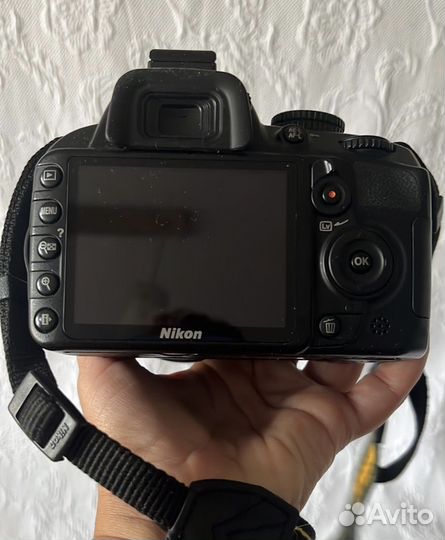 Зеркальный фотоаппарат Nikon d3000