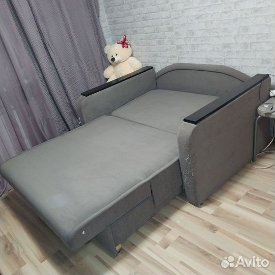 Диван прямой раскладной бу