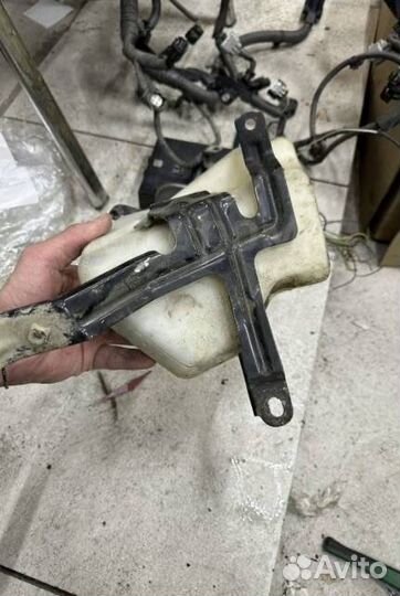 Расширительный бачок Toyota JZX110 1JZ GTE vvti