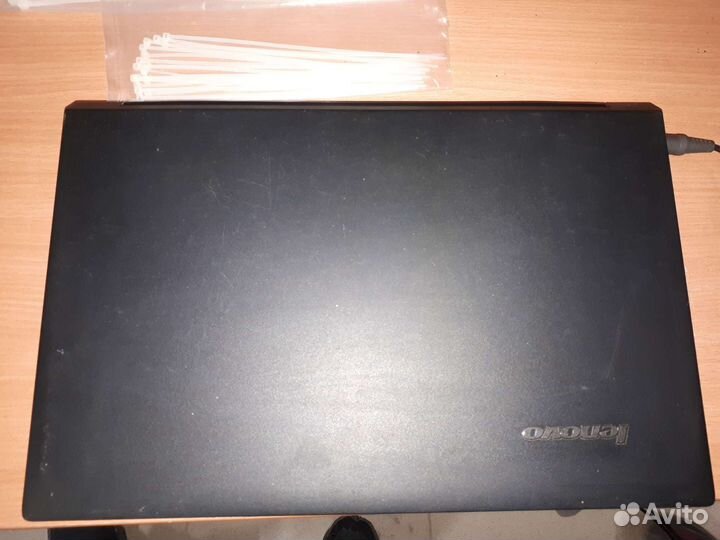 Lenovo B590