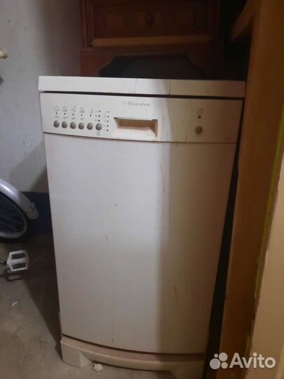 Посудомоечная машина Electrolux esf 4131