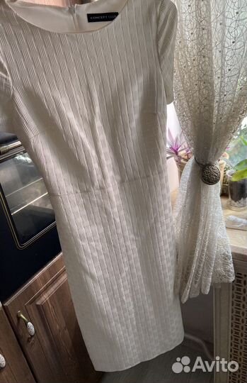 Платье футляр