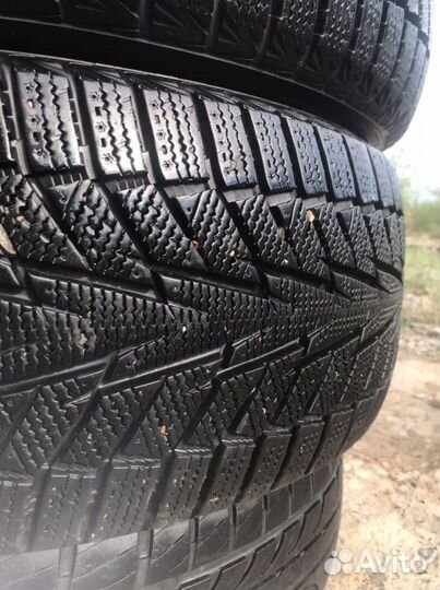 Hankook Winter I'Cept IZ2 225/55 R16