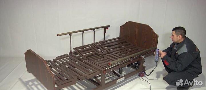 Медицинская кровать с туалетом для лежачих