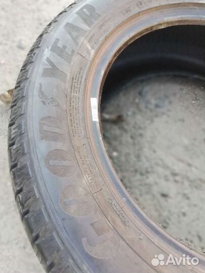 Goodyear EfficientGrip 255/55 R18