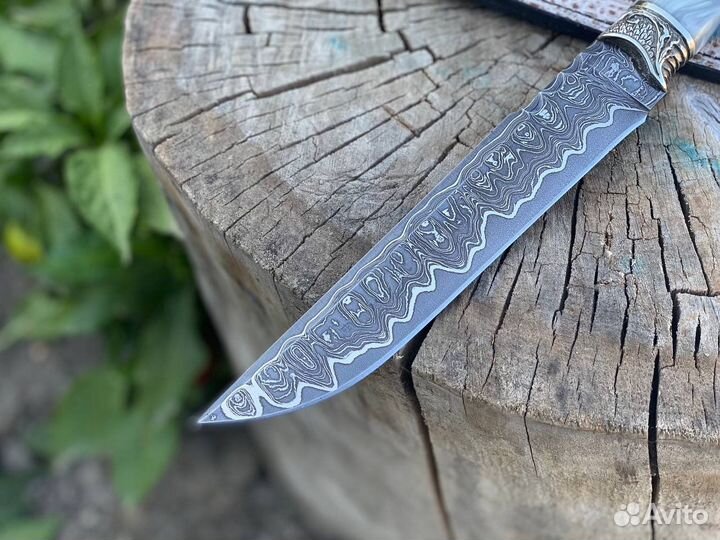 Нож сокол из дамасской стали подарочный