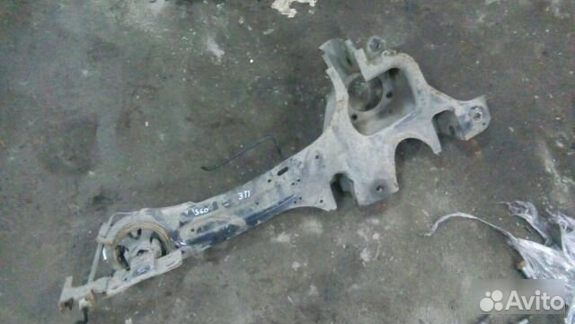 Продольный рычаг задний правый Volvo S60