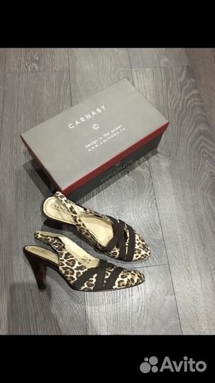 Продам леопардовые босоножки